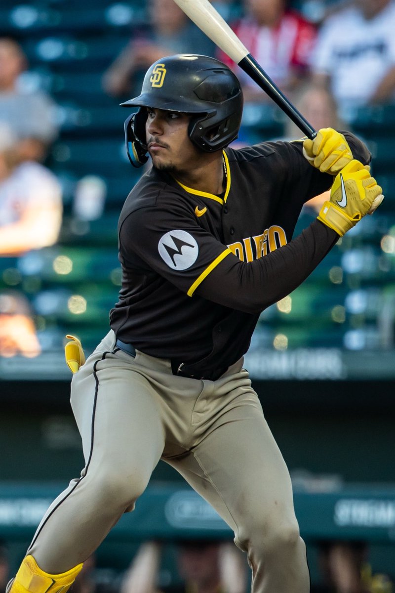 MLBPipeline's tweet photo. Ethan Salas is the second-youngest regular in the Double-A Texas League.

But the #Padres' No. 2 prospect is beginning to heat up: https://t.co/57SwF8nljN https://t.co/92TBK4iU1A