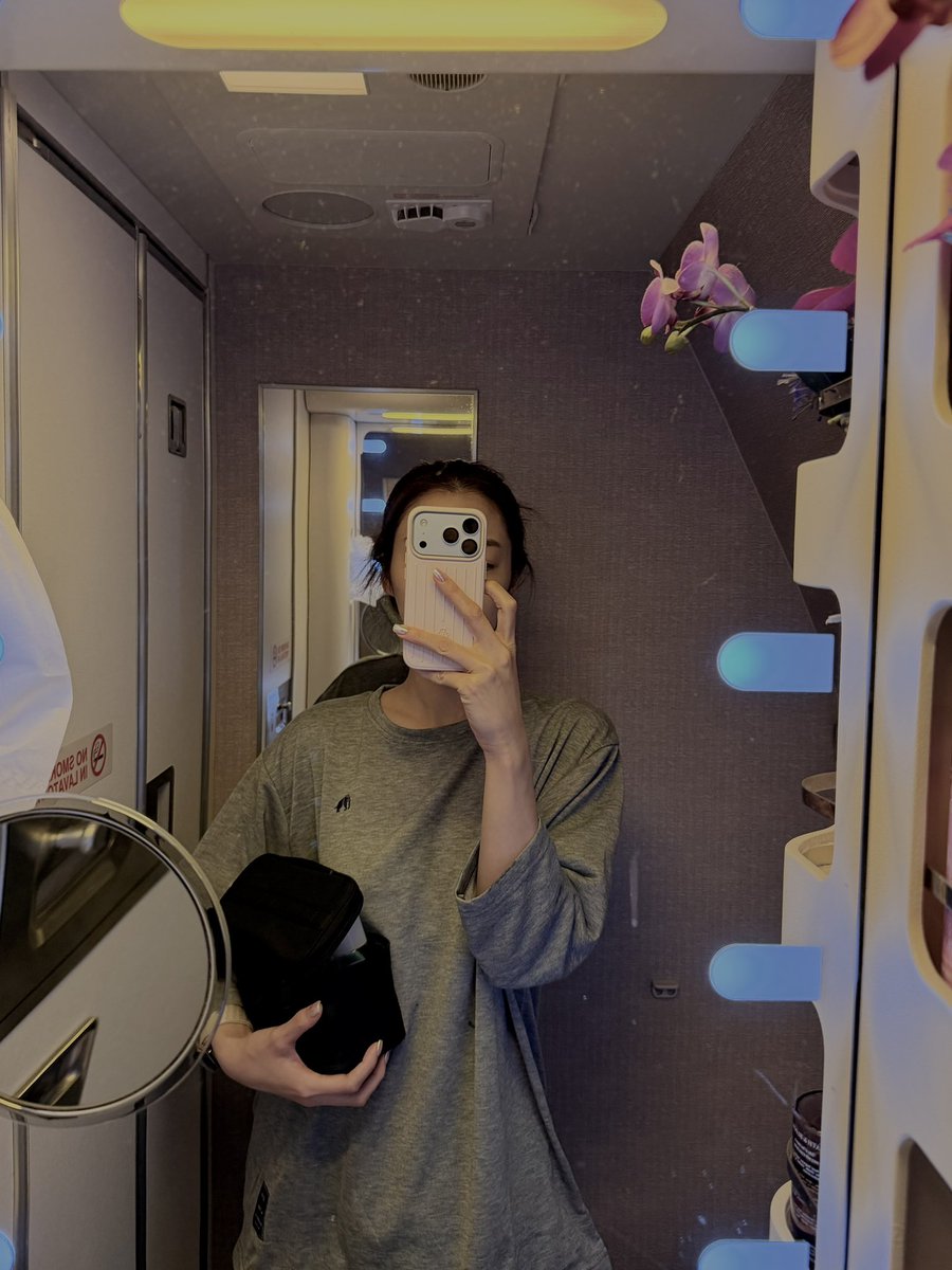 Natsha T.🧸 tweet media