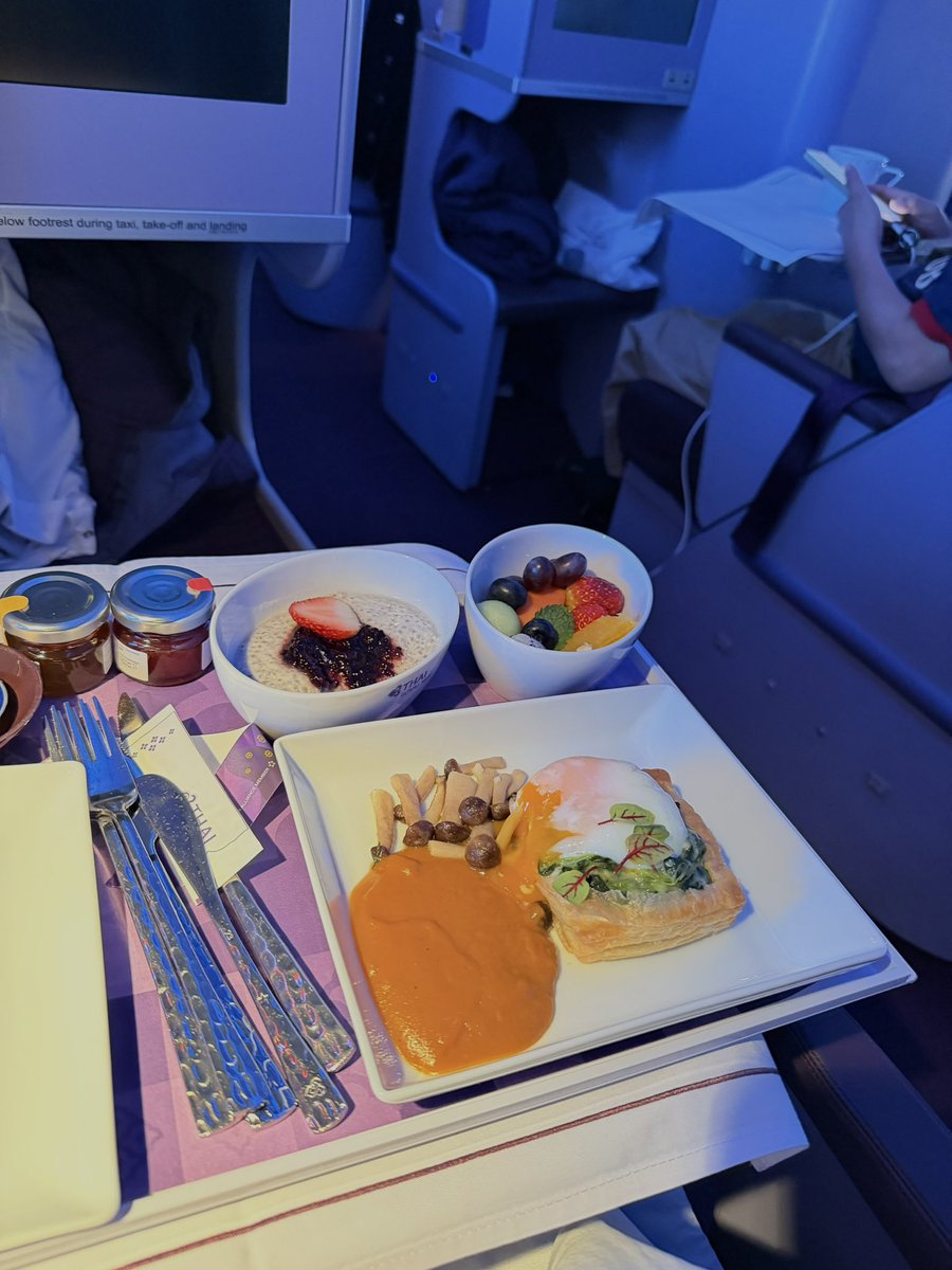 Natsha T.🧸 tweet media