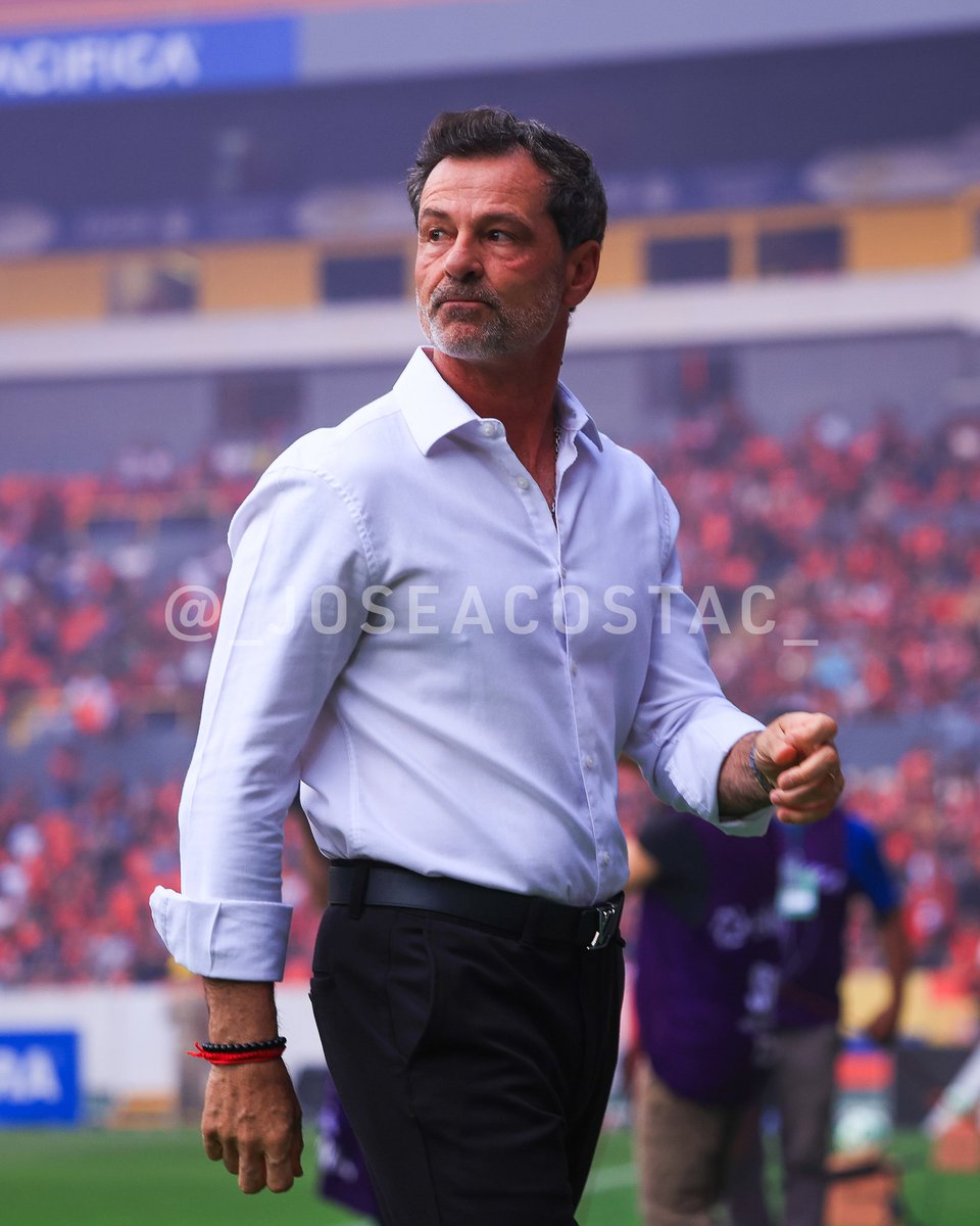 Que Atlas termine sexto con 26 puntos, por encima de Tigres y América (25 puntos), es por mérito de él. Todo mérito de él.
Don Diego Cocca.