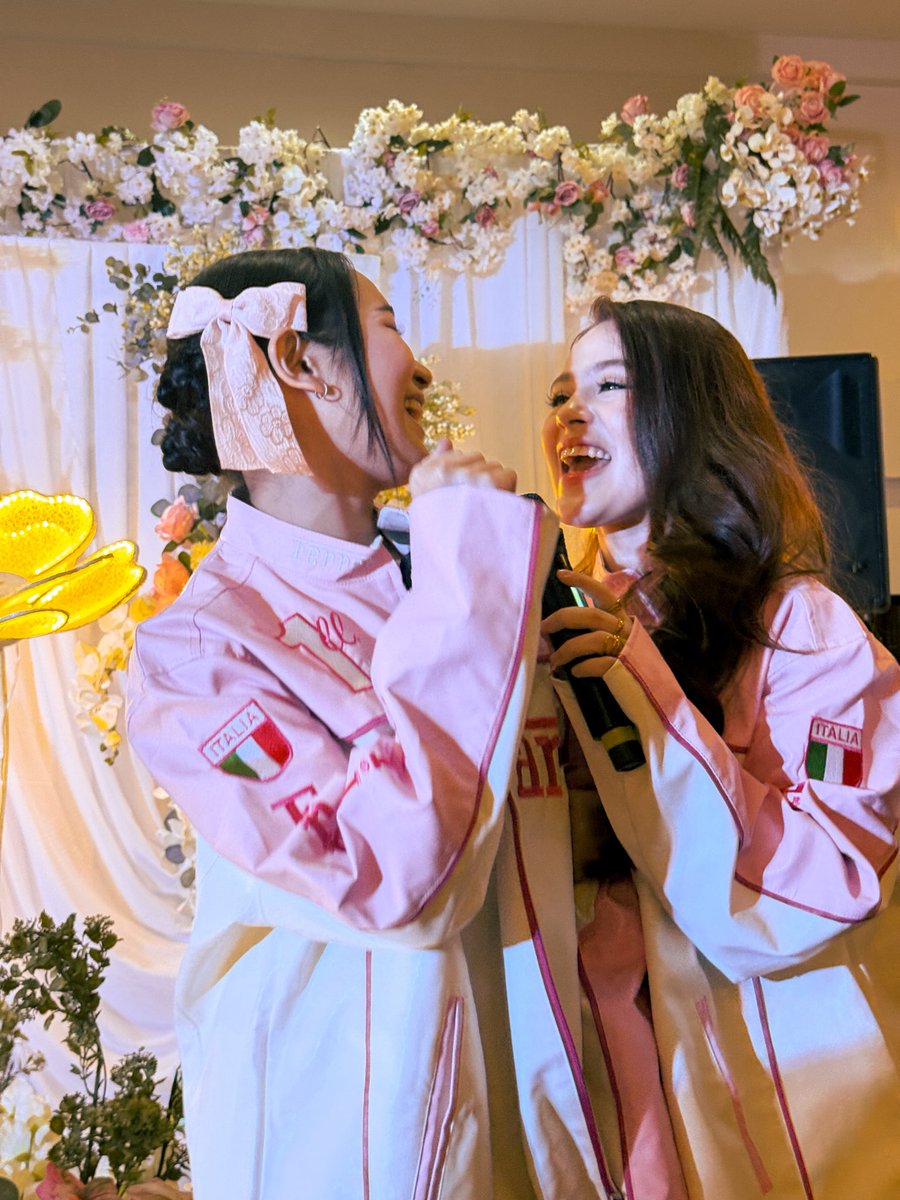 ultjoniean's tweet photo. NA PARA BANG NASA WEDDING RECEPTION CLA ?? https://t.co/DyUzWjz3D8