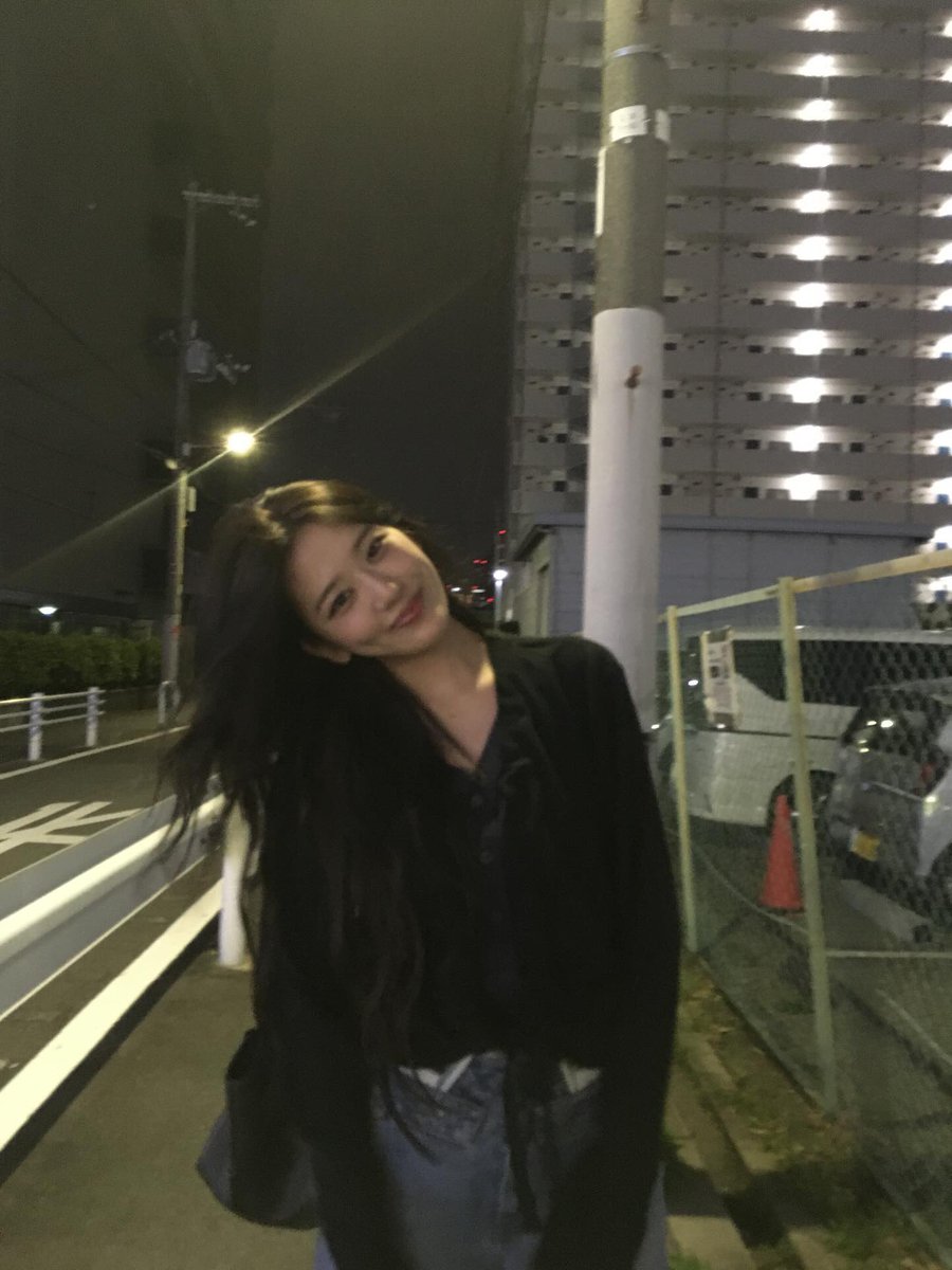 요즘혼자월간여친찍고있는분