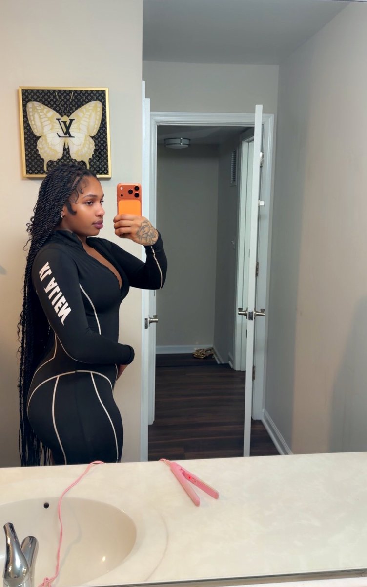 𝑨𝑲𝑰𝑨♍️☆♛ tweet media