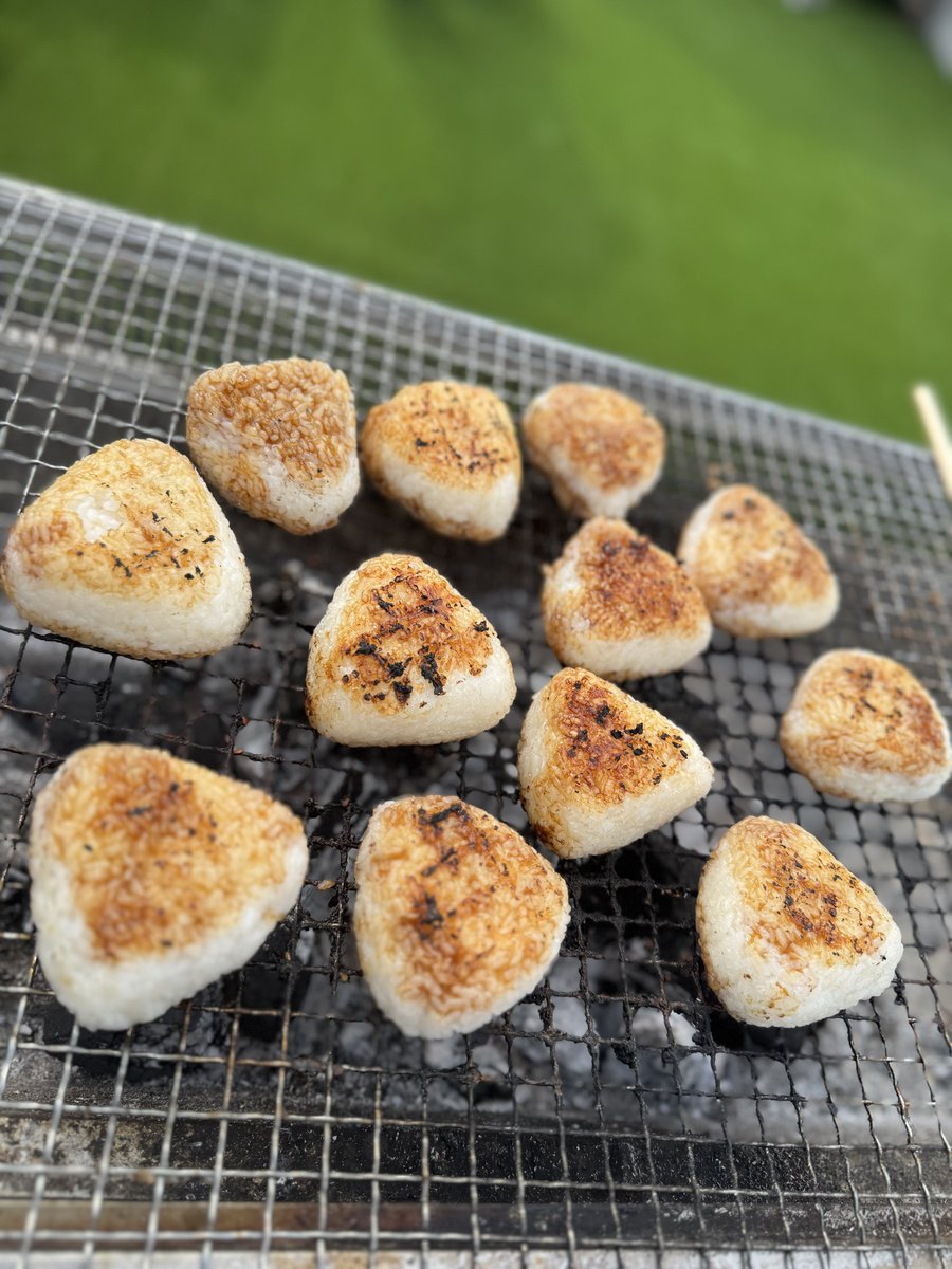 こーせー tweet media