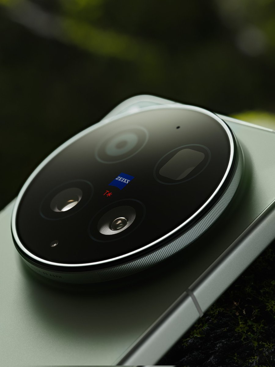 ayansonunigam's tweet image. Vivo X500 Pro Max 🚨 

✅ 6.4"/6.9" 2K 144Hz Display 
✅ Dimensity 9600 Pro
✅ 50MP LYT-838 (1/1.28") Main 📸 + LOFIC
✅ 200MP Periscope 🔭 + Telemacro❗ 
✅ Upgraded Ultra-Wide 📸 
✅ 50MP 🤳 
✅ 7000mAh+🔋 + 100W ⚡
✅ 5MP Multi-Spectral sensor

#vivo #vivoX500 #vivoX500ProMax