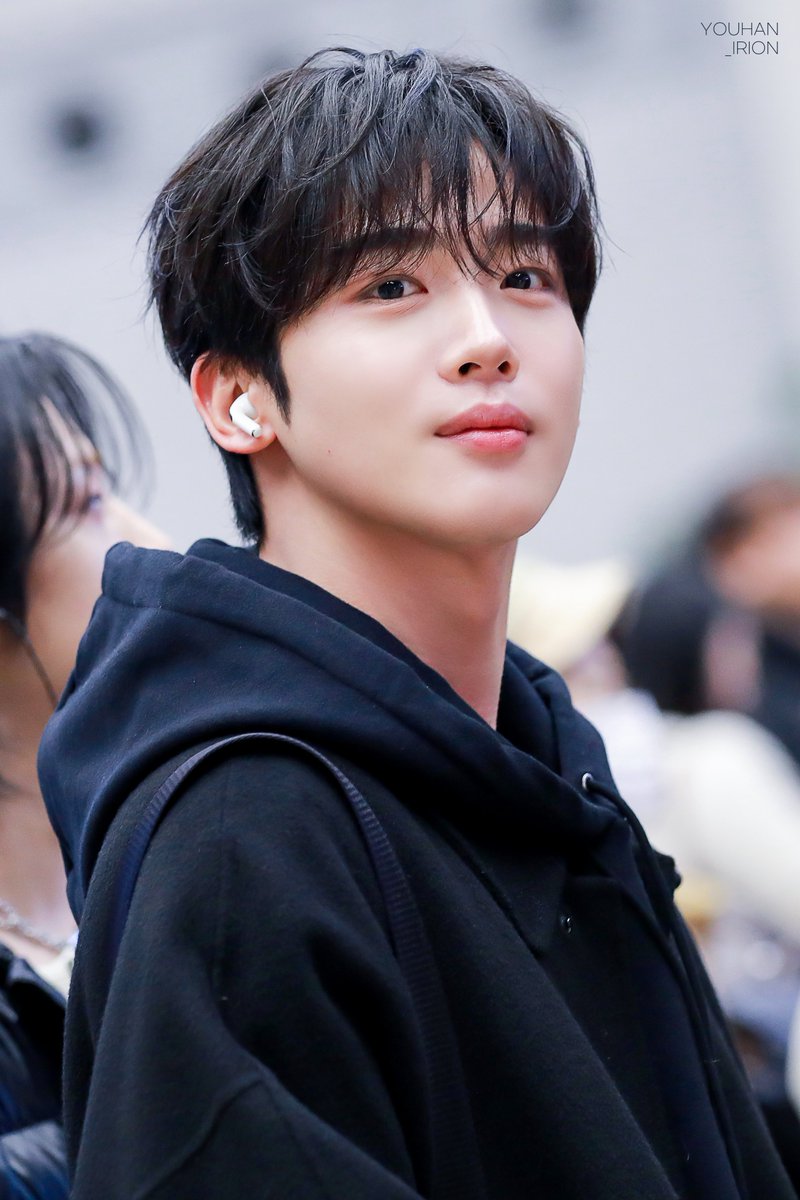 요한아이리온 tweet media