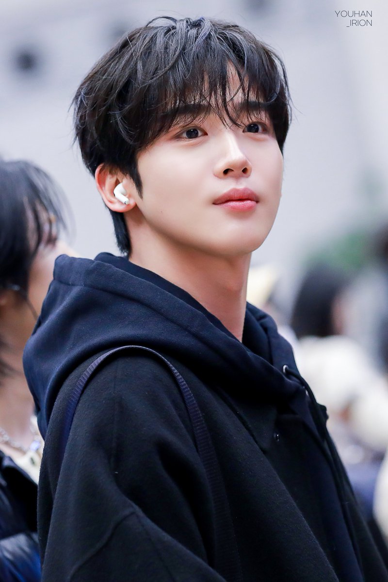 요한아이리온 tweet media