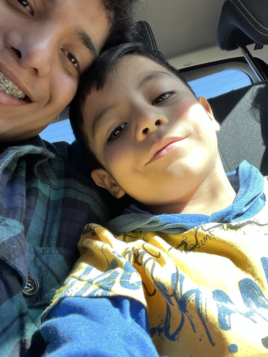 LuisCo121's tweet photo. Hoy cumplió años mi mejor amigo… 

Anhelo verte crecer y que un día tú puedas llamarme igual…❤️ https://t.co/mJFeONNfnA