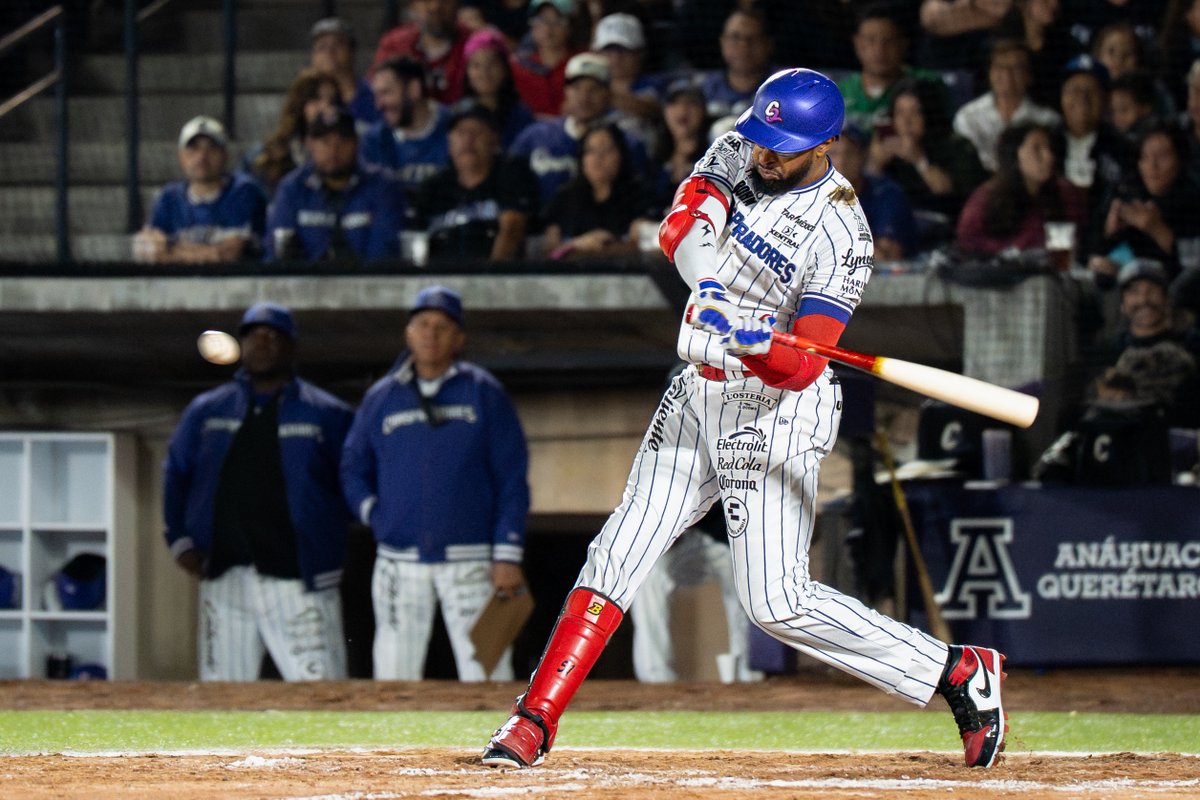 jardinizquierdo's tweet image. #GaleriaPodium 📸 #LMB ⚾️ @LMBBanorte

Por G Studios

🎙️ Los bicampeones @DiablosRojosMX echaron a perder la fiesta en Queretaro al derrotar en el Estadio Finsus a los @ConspiradoresQr en el #OpeningDay de la novena morada

Aquí las mejores postales del juego inaugural