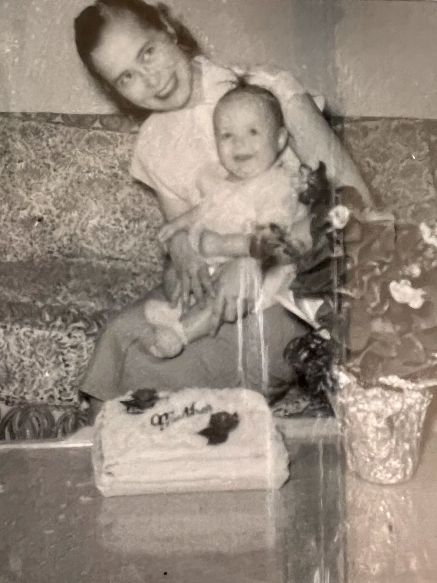 franknsind's tweet photo. Mom’s 1st Mother’s Day. ♥️♥️♥️ https://t.co/Uy1L8pyjlx