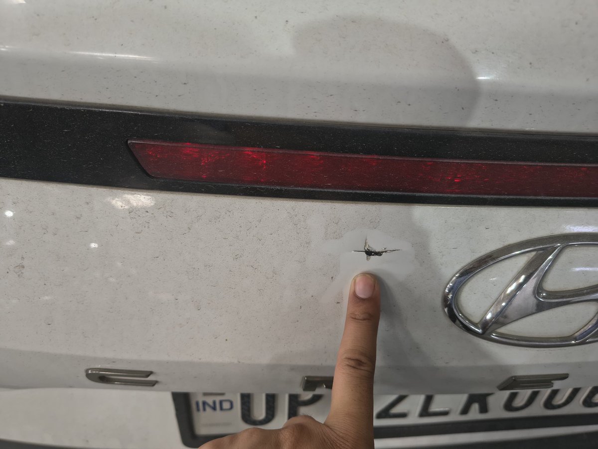 ALIVE_SALMAN's tweet photo. @ACKOIndia @msdhoni @ActorMadhavan 

Very disappointing experience with ACKO Insurance.

Claim No: MTNDCR859980

My genuine accident claim was put on hold/rejected based only on photo assumptions without proper physical verification
#ACKO #InsuranceClaim #BadExperience https://t.co/I5nIeyUdna