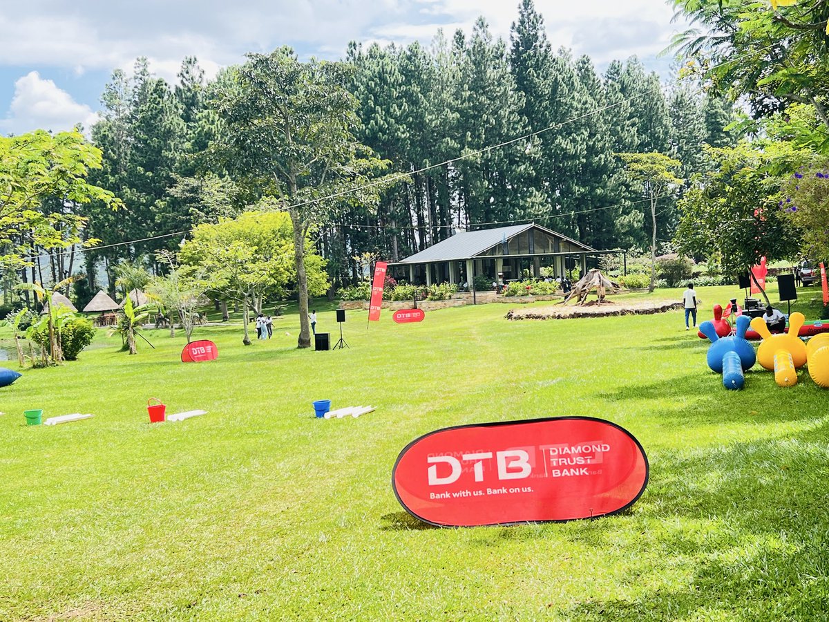 BangaResort's tweet photo. Honored to host Diamond Trust Bank for their team building @BangaBayBeachResort 
#DiamondTrustBank 
#teambuilding 
#relaxing
#peaceful https://t.co/3WEO1tTYir