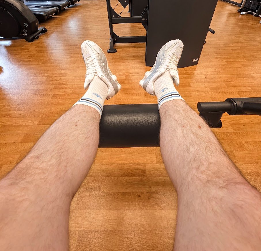 BossBiker's tweet photo. Back in the gym, who wants to help me take off my Shox? https://t.co/VOzZIPSM7r