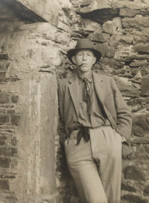 PaulDeane3's tweet photo. Foremost among #Tolkien's near contemporaries, of course, was W.H. #Auden, who studied #OldEnglish language & literature under him at #Oxford & won the #Pulitzer for his #alliterative #poem, "Age of Anxiety".
Obviously, he's on the list for my @TolkienSociety #WestMoot talk! https://t.co/zAFiuNdWkV
