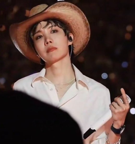 제이홉 forehead juseyo 💚ミ tweet media