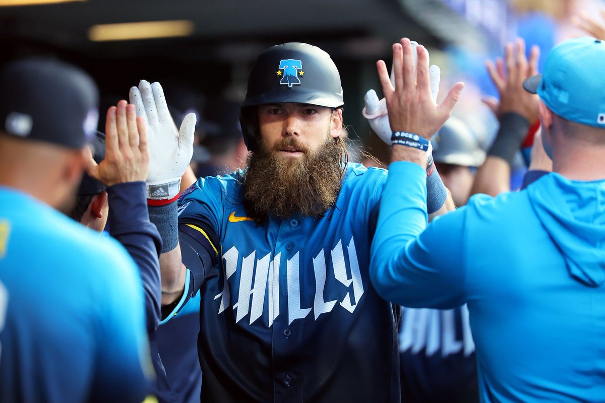 PhilsTailgate's tweet photo. Brandon Marsh leads MLB in Batting Average!

.353 Brandon Marsh
.350 Ildemaro Vargas
.344 Otto Lopez
.336 Shea Langeliers
.333 Andy Pages https://t.co/XPsaMZovZ0