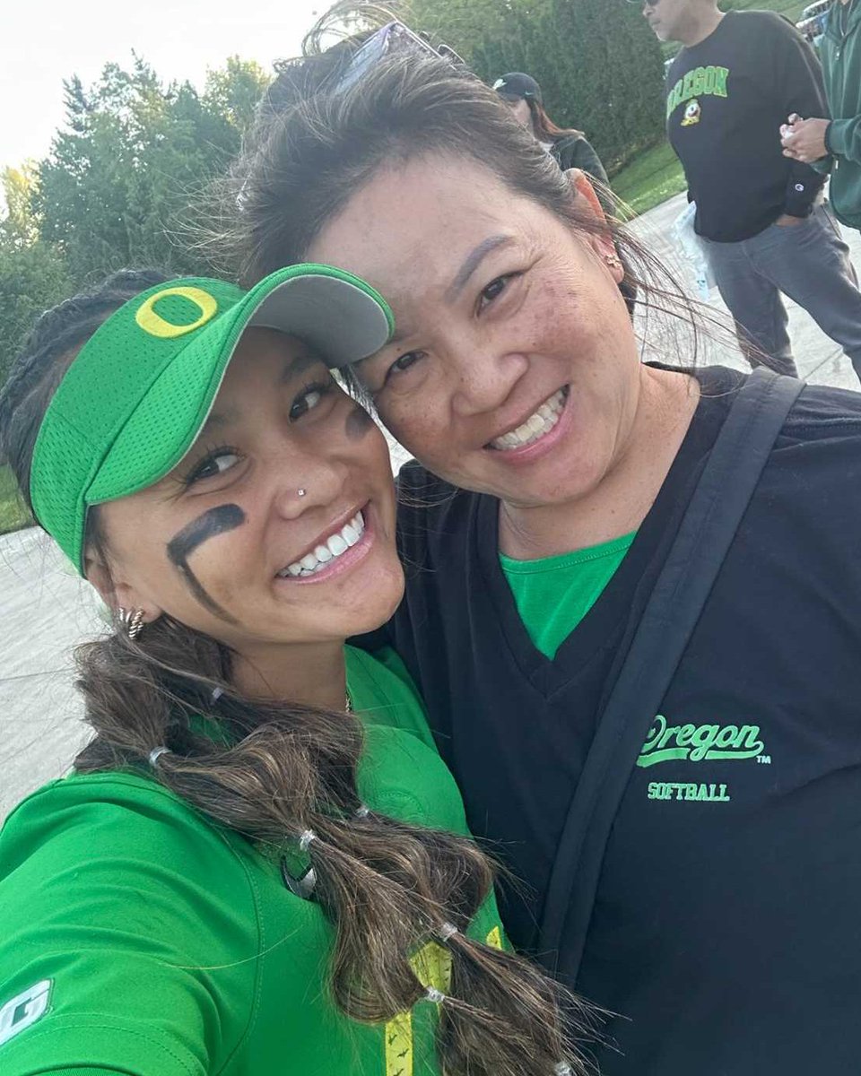 Oregon Softball tweet media