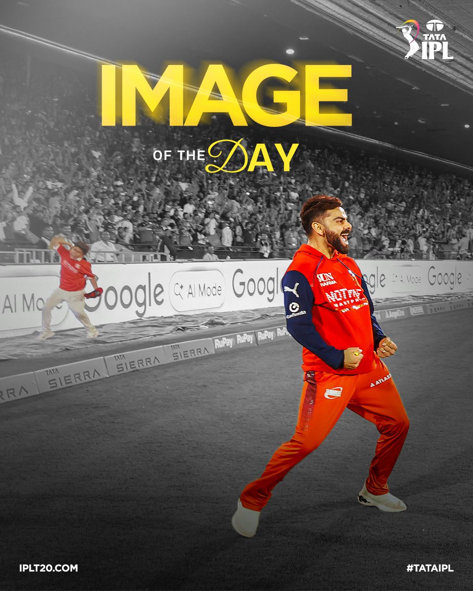 📸📸

That ball boy was every #RCB fan after that thrilling win ❤️

#TATAIPL | #KhelBindaas | #RCBvMI | <a href="/RCBTweets/">Royal Challengers Bengaluru</a>
