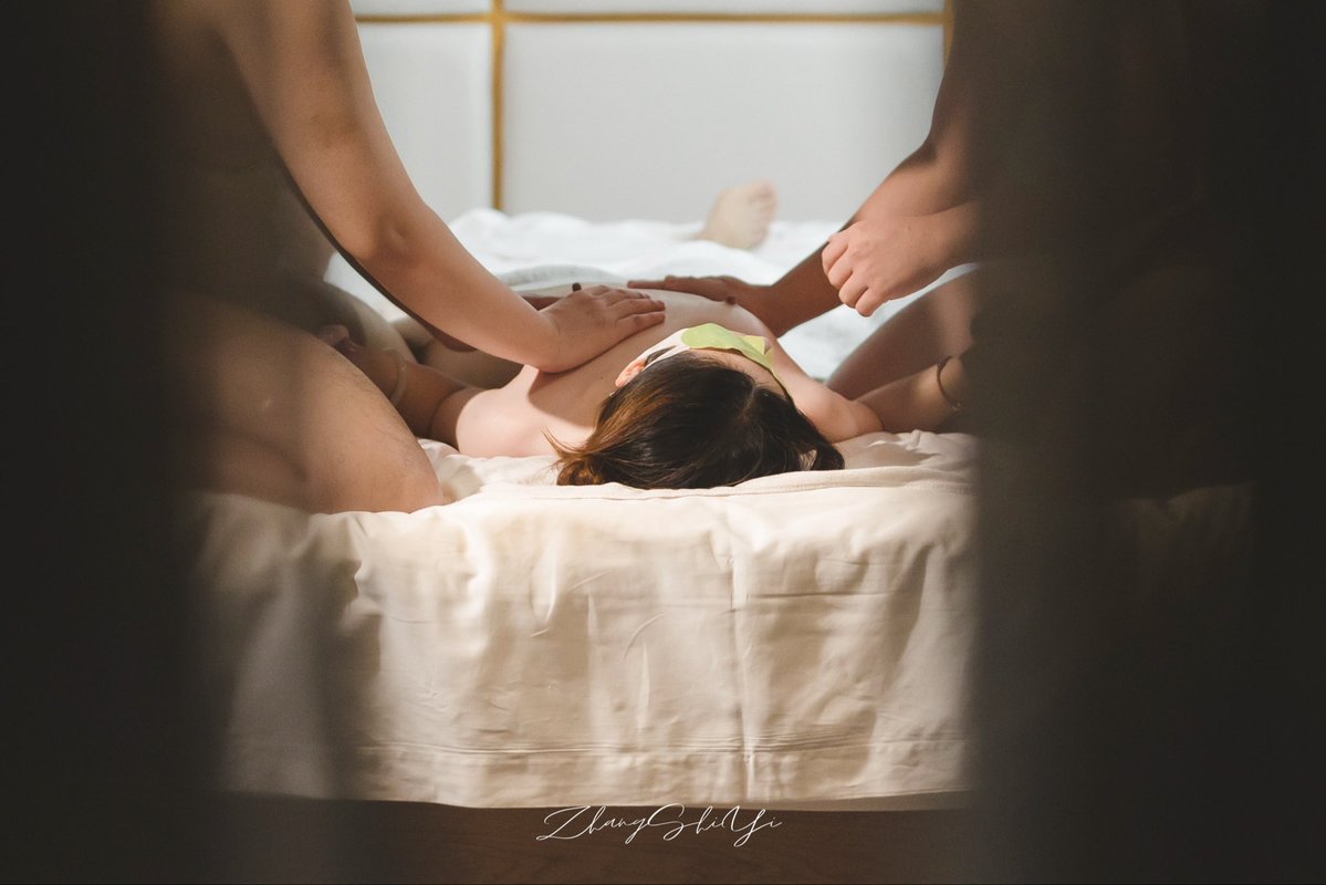 按着按着。。。
📷 @csyyyyy777 
spa @qq718532850 
👩@020beauty 
抄送
@Owl0755 
@wqganenshi_ https://t.co/jdLLJsdQIx