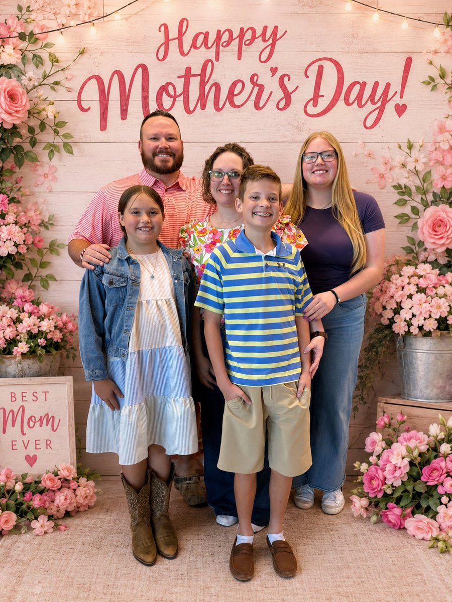 CoachCodyMoore's tweet photo. Happy Mother’s Day to the CEO of #TeamMoore ❤️
Thank you for keeping this family rolling day in &amp; day out. Your love, sacrifice, support &amp; strength never go unnoticed. We are beyond blessed to have you leading this crew.
We love you! 💐 #MothersDay #TeamMoore https://t.co/9HZS8FZ1vg