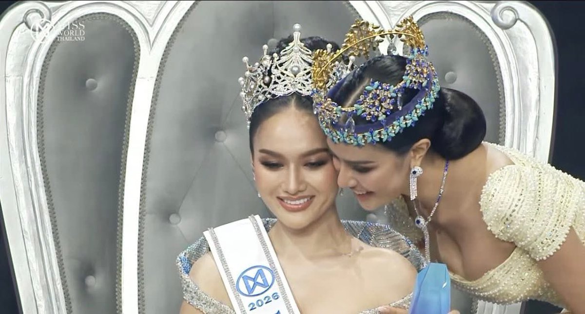 สมร หันหลังให้จักรวาลตลอดกาล tweet media