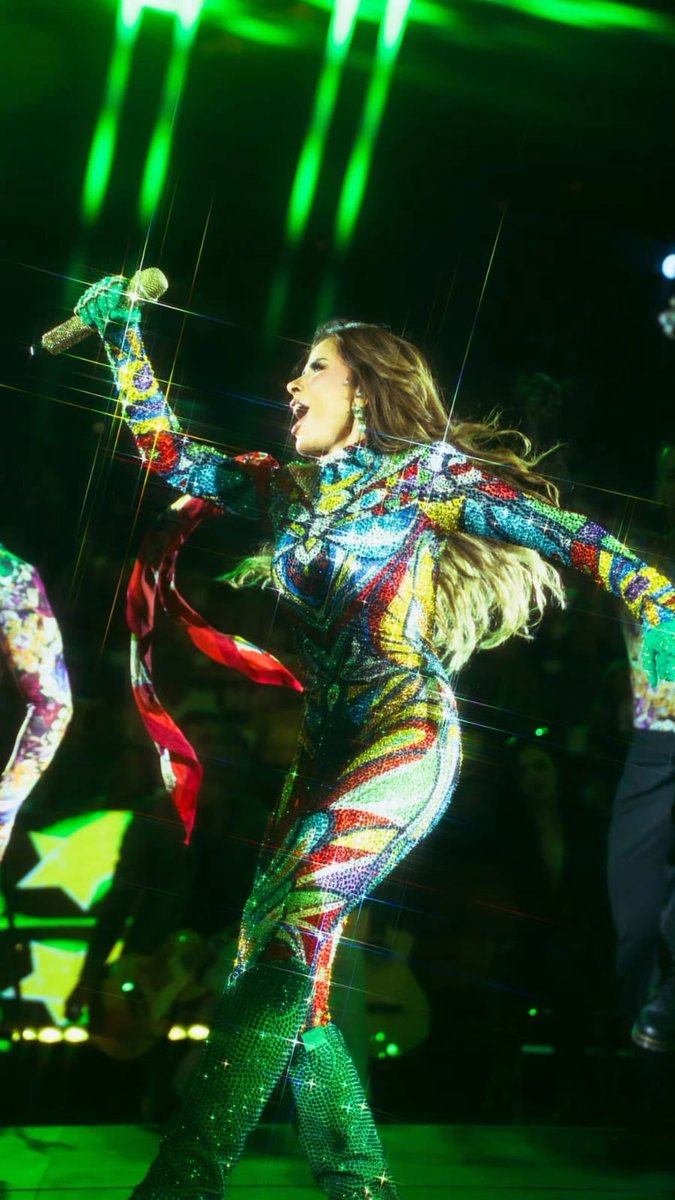 AGM0128's tweet photo. Laredo Tamaulipas @GloriaTrevi pura vida y felicidad agradecidos con la gente llena de bondad q nos ha tocado conocer https://t.co/ue8od3hC58
