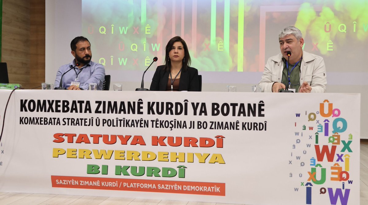 ohdsirnak's tweet photo. Wek OHD em tevlî  Komxebata Zimanê Kurdî ya Botanê bûn û di mijara “Di Hiqûqê de Ziman û Tekoşîna Zimanê Kurdî” de, hevalên me Prz. Dîlan Elçî, Prz. Veysel Vesek û Prz. Serhat Îlhan li ser girîngiya zimanê Kurdî, mafên zimanî û tekoşîna hiqûqî ya li vê qadê axaftinên girîng kirin. Di naveroka komxebatê de hate diyarkirin ku ziman ne tenê serişteyek ragihandinê ye, herwiha ew bingeha nasname, çand û hebûna gelan e. Em ji hemû hevalên ku beşdar bûn û bi fikr û xebatên xwe komxebat dewlemend kirin re spas dikin.
