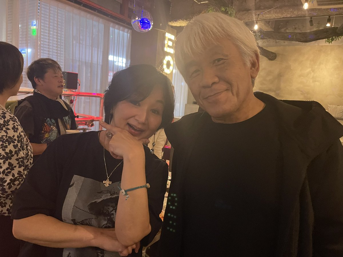 Rgb_RED's tweet photo. 今日は『昭和四十年廣島産』を
観に行って来ました🎸

#LORAN
#DOVE
#REPLICA
#浜崎なおこ サン https://t.co/L5cizxnwnB