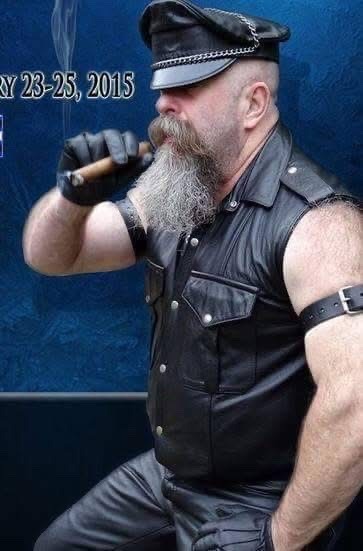 CigarBeards tweet media