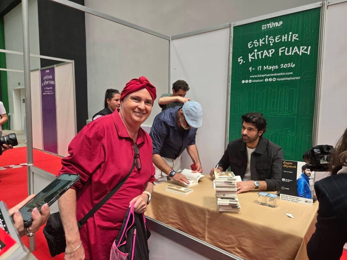 nancyhateme's tweet photo. New #EnginAkyürek today From book signing https://t.co/eJv8Gkwgos