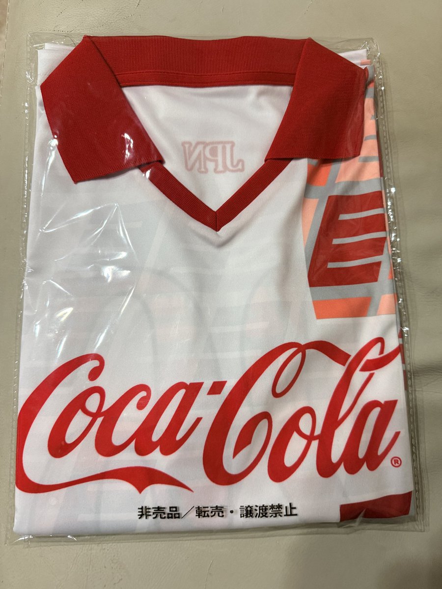 【激レア】1990年代 コカ・コーラ 営業用ユニホーム フルセット 5点 非売品 コカコーラのワールドカップの代表ユニホーム「日本」が届きました