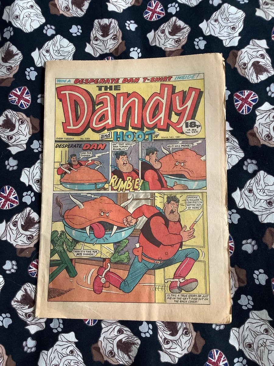 WatsonsVintage's tweet photo. NEW LISTING - A Fun #FathersDay #giftidea Rare Vintage 14th March 1987 The Dandy and Hoot Comic No 2364 - Comic Strip Stories - Fun Nostalgic Birth Year Gift - Desperate Dan Fan Gift https://t.co/EEABBsEB7u via @Etsy #VintageComics #TheDandy #1987Gift #Bananaman #DesperateDan https://t.co/9IbYfBuKCD