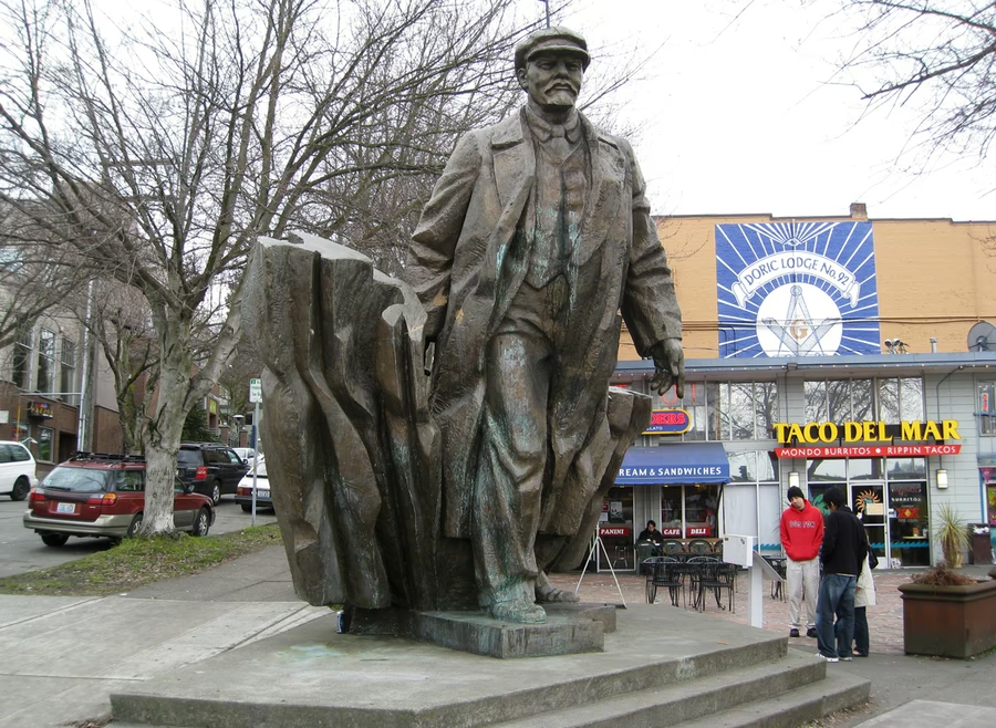 HMBohemond's tweet photo. So anyway, communists built this in Seattle. https://t.co/XoD7S9gXSw