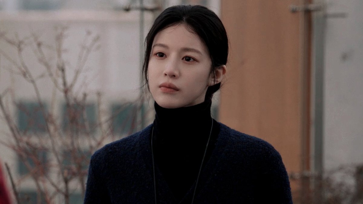 go younjung tweet media