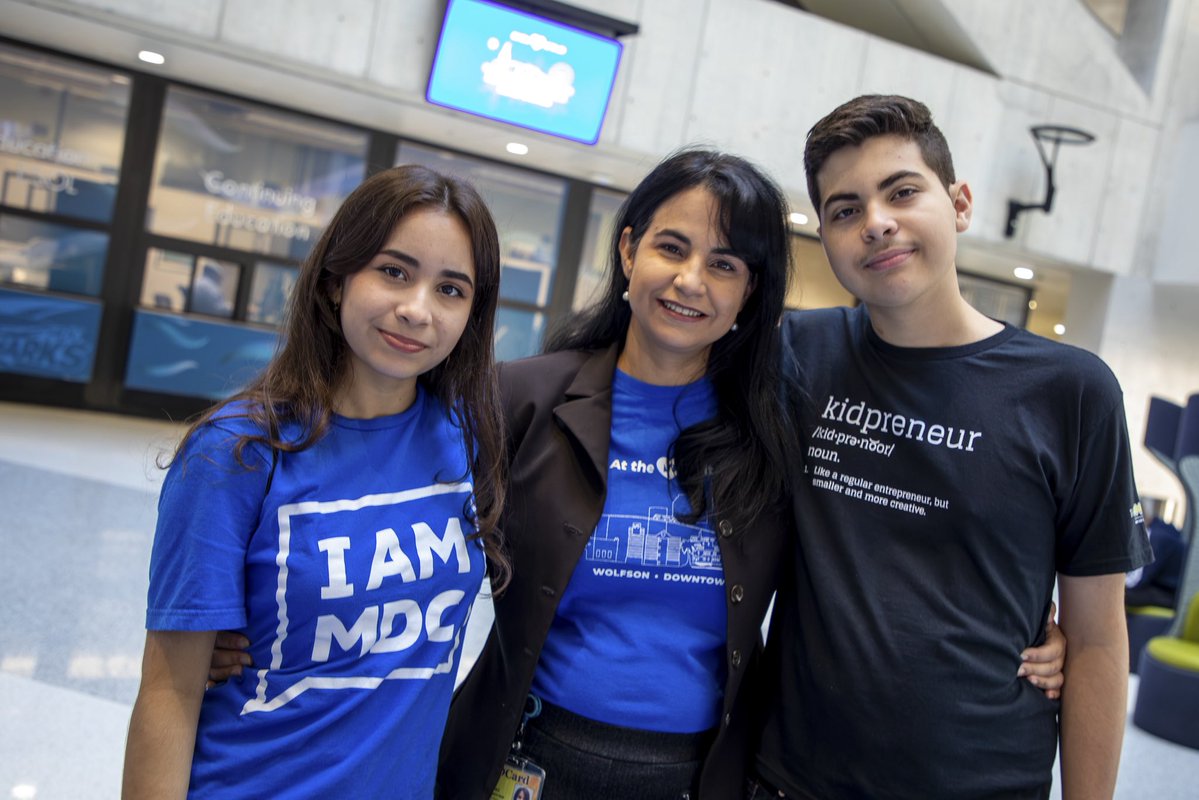 Miami Dade College tweet media