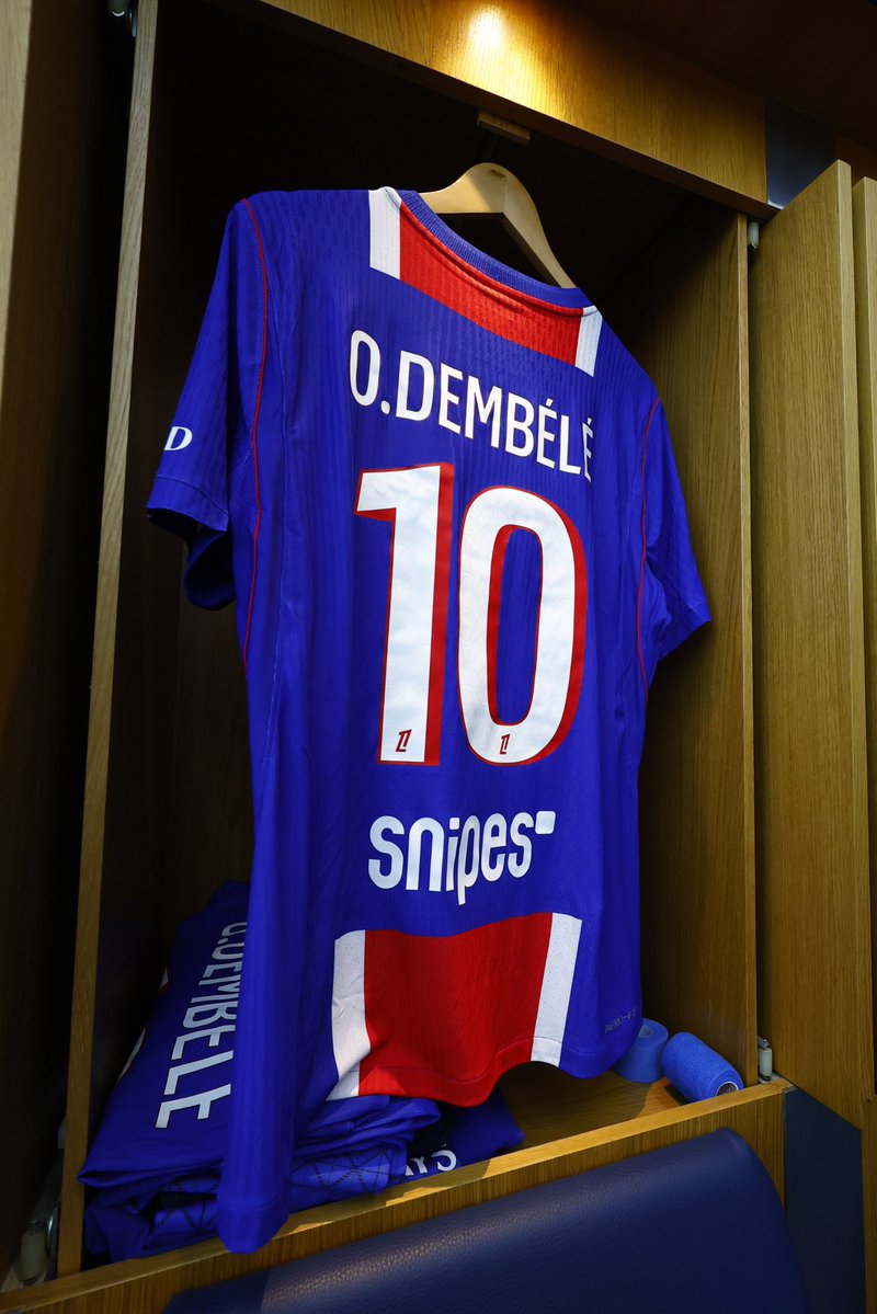 🚨 Le nouveau maillot du PSG est PRÊT ! 👕❤️💙

📸 <a href="/PSG_inside/">Paris Saint-Germain</a>