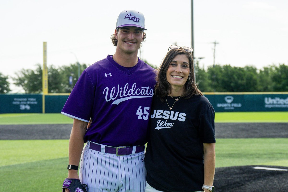 ACU_Baseball's tweet photo. We are so incredibly thankful for our wonderful moms who do so much for us. From being our number one fans, on and off the field, we wouldn’t be where we are today without you. 

Happy Mother’s day🩷

#ATO | #GoWildcats https://t.co/I4pXVhnK8e
