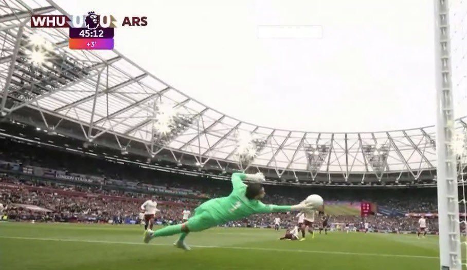 Entiendo a los que defienden a Unai Simón, y a los que defienden a Joan García.

Pero, para mí, el titular en el Mundial con España debería ser David Raya.