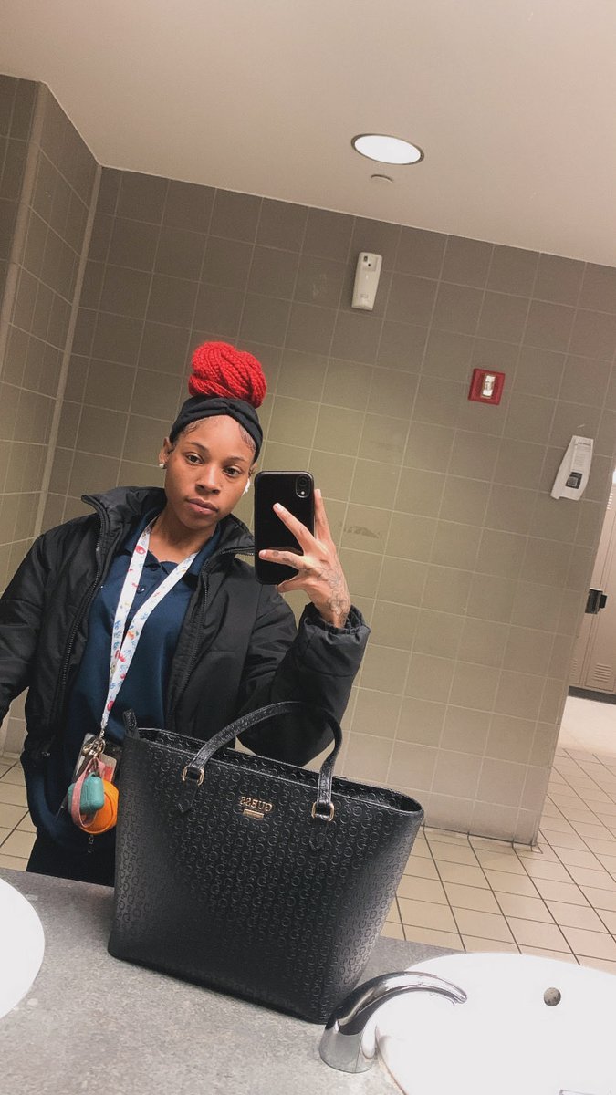 Mrsredd tweet media