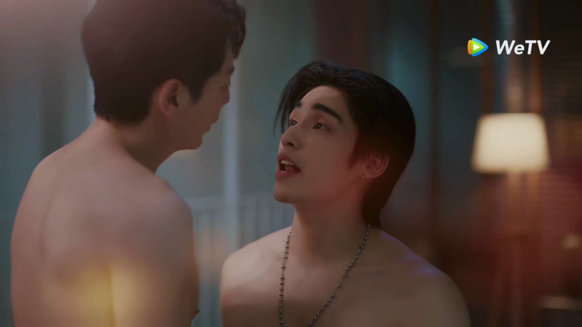 อย่างเธอนางพีท! ก็ได้แค่นั่ง"ตัก"ละค่ะ! 😌​ แต่ลูก​ฉันได้กิน​"ตับ" ค่ะ! 😏​เอ่ย! ได้แซ่บได้นัว🤭😁​ 

... รอ​ดู​ผู้กองมันโบ้เป็นหมามาง้อน้องเลยละ​ ชิ! 🫣

(กลัวใจอีพีหน้าจะโดนหลอกนะสิ)​😆😆😆

#LoveofSilomTheSeries
#รักแห่งสีลม