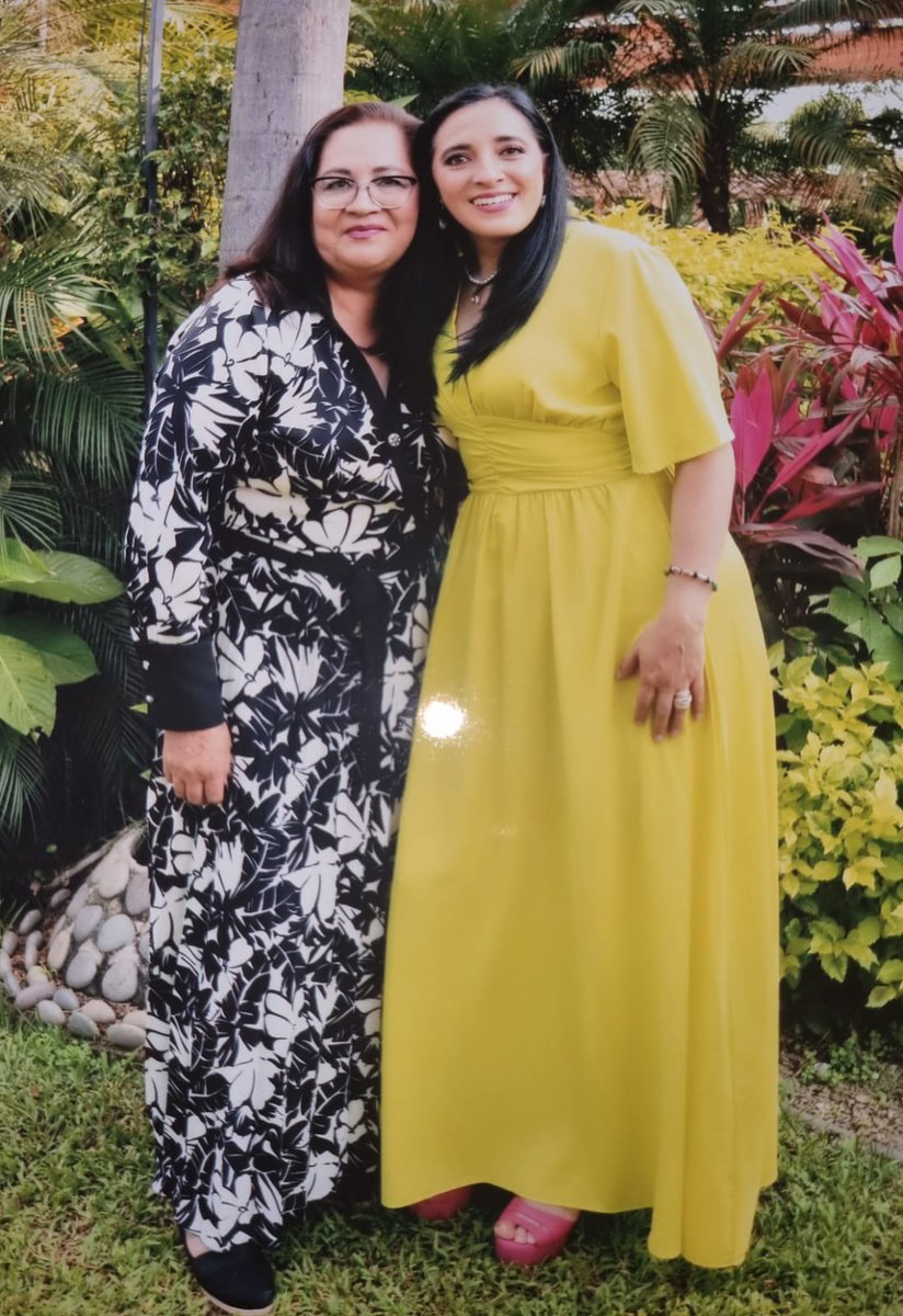 BereOlmoss's tweet photo. Mamá, hoy quiero agradecerte desde lo más profundo de mi corazón por tu amor, tus cuidados, tus consejos y por todo lo que has hecho por mí. https://t.co/T0C8fz03md