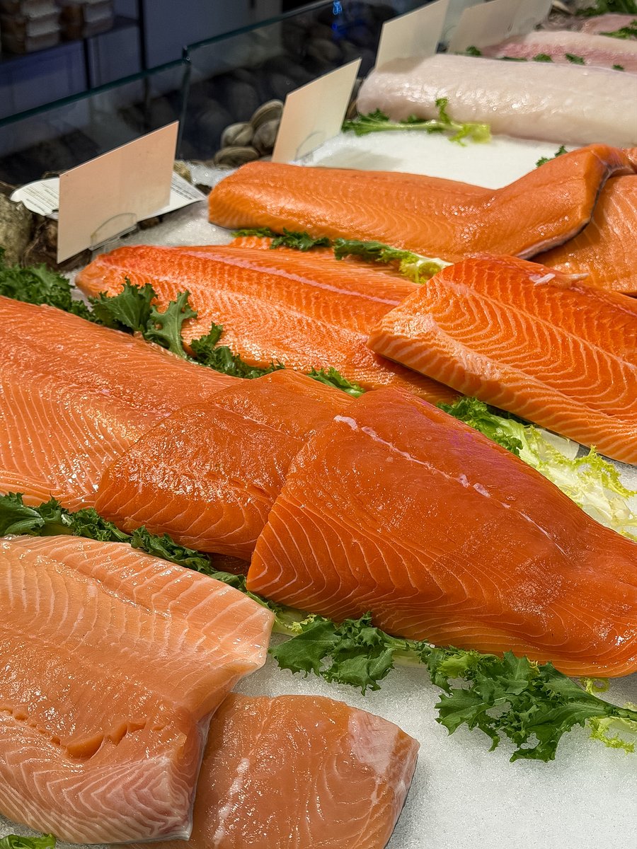 FjordFishMarket's tweet photo. To every mum, mama, and mother figure out there, you're the catch of a lifetime.

If there's anyone worth pulling out the caviar for, it's for them! New items and all the good stuff are waiting at every store this Mother's Day. Normal hours, all locations. https://t.co/5Edkb0geXo