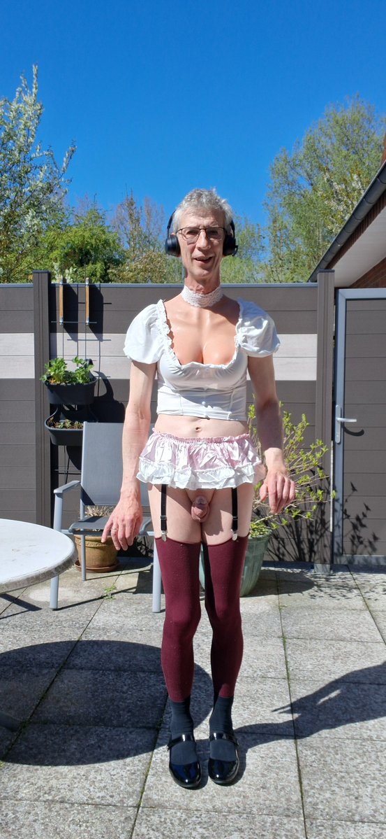 Sissy CCTV Webcam tweet media