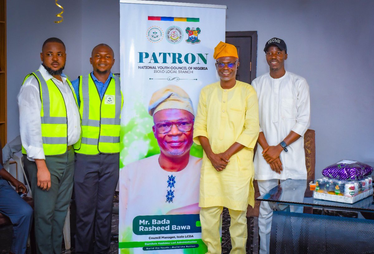 Oluwadamilola_K's tweet photo. In acknowledgement of his unwavering support for youth development and to further commemorate his birthday, last Monday, we formally decorated the council Manager of Isolo LCDA, Mr. Bada Rasheed as a patron of NYCN, Isolo Local Branch.
#BuildTheYouth
#BuildTheNation https://t.co/qbgyD1zr3f