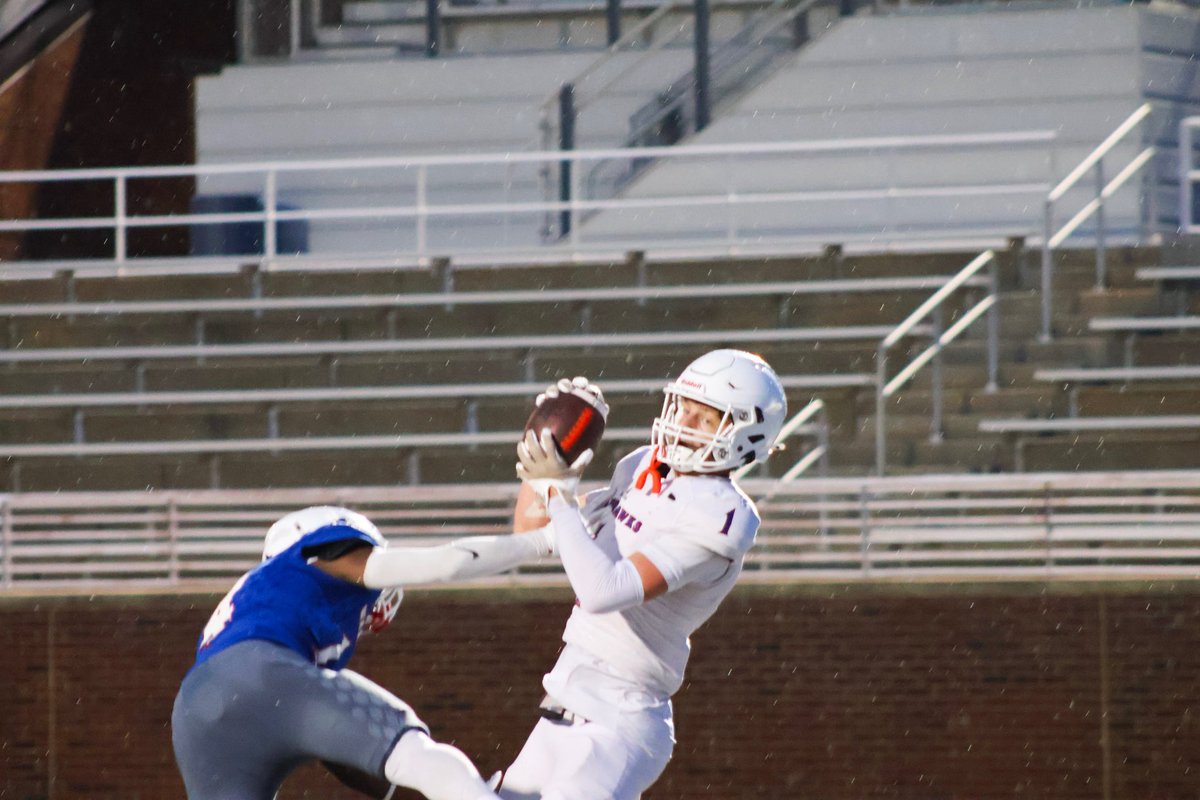 KadenGuti13's tweet photo. Successful week 1 of spring finishing with an intrasquad scrimmage @VeteransHS @CoachHort @HCDeVoursney @RecruitGeorgia https://t.co/kzvU3trZQW