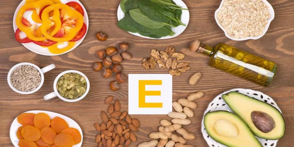 cure_21's tweet photo. e vitamin
يساعد على حماية الخلايا
ويدعم المناعة، ويحافظ على صحة الجلد والشعر،حماية الأعصاب والعضلات.له دور في صحة العين والدورة الدموية وتقليل تأكسد الدهون داخل الجسم
اللوز، بذور دوار الشمس، زيت الزيتون، دوار الشمس، الأفوكادو، السبانخ، البندق، الفول السوداني، صفار البيض

#الأعشاب https://t.co/hUllEloKVP