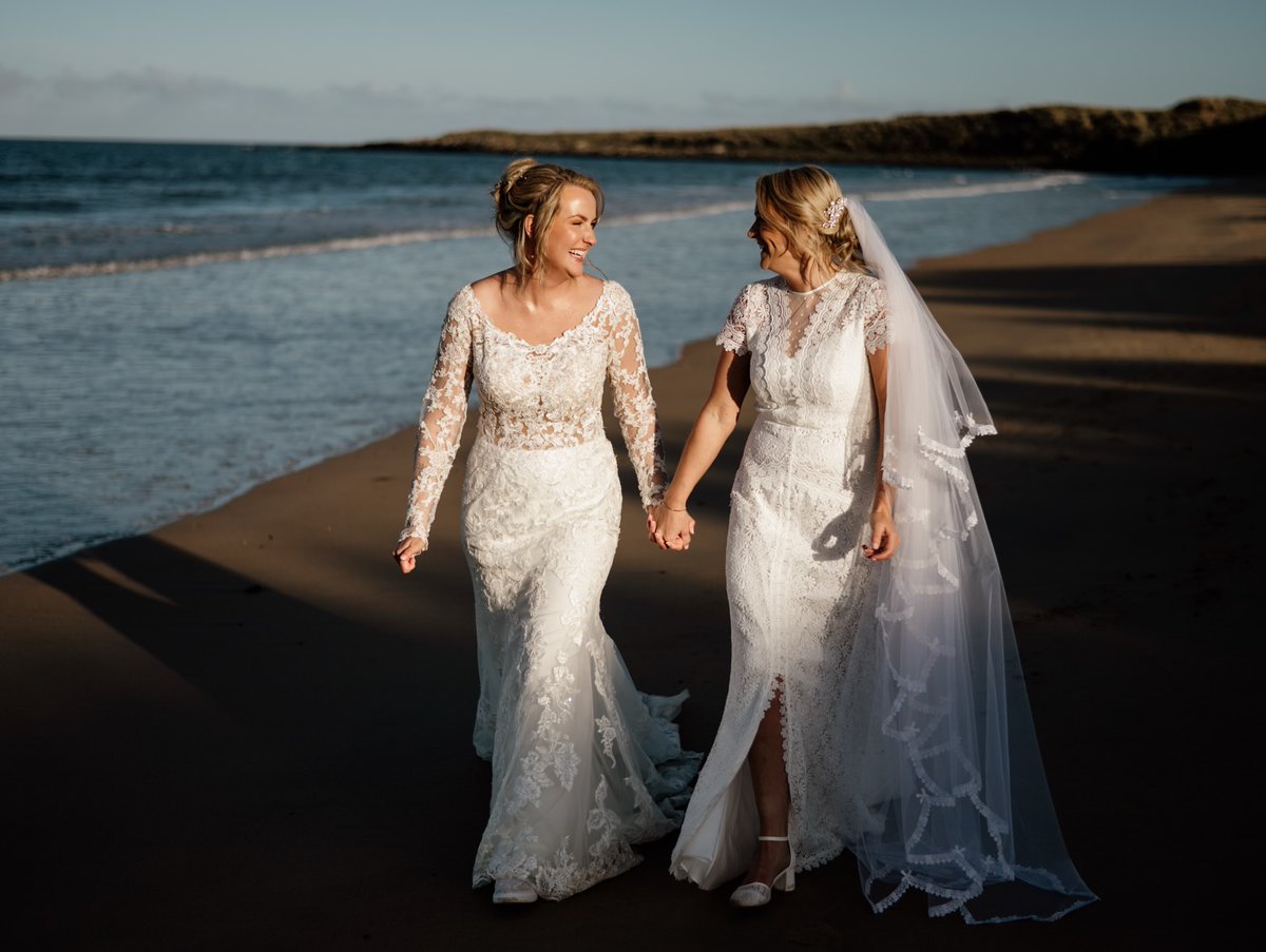 WeddingsinNland's tweet photo. Stunning brides, stunning weather &amp; stunning pics from @EyeoftheTyne 😍🌞📷

Wishing the happiest of happily ever afters to M &amp; I 🤍

There's nowhere quite like Northumberland 🤍

#northumberland #northumberlandcoast #yourdayyourway #springwedding #northumberlandweddingvenue https://t.co/gOY6jryrCa