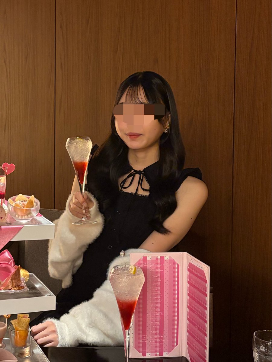 y2lu_'s tweet photo. 頬・顎下脂肪吸引レポ 術後3ヶ月後

角度異なっていて申し訳ない🫠けど圧倒的に写真が盛れるようになったT_T💘

#整形垢さんと繋がりたい
#脂肪吸引 https://t.co/tzWW1xx836