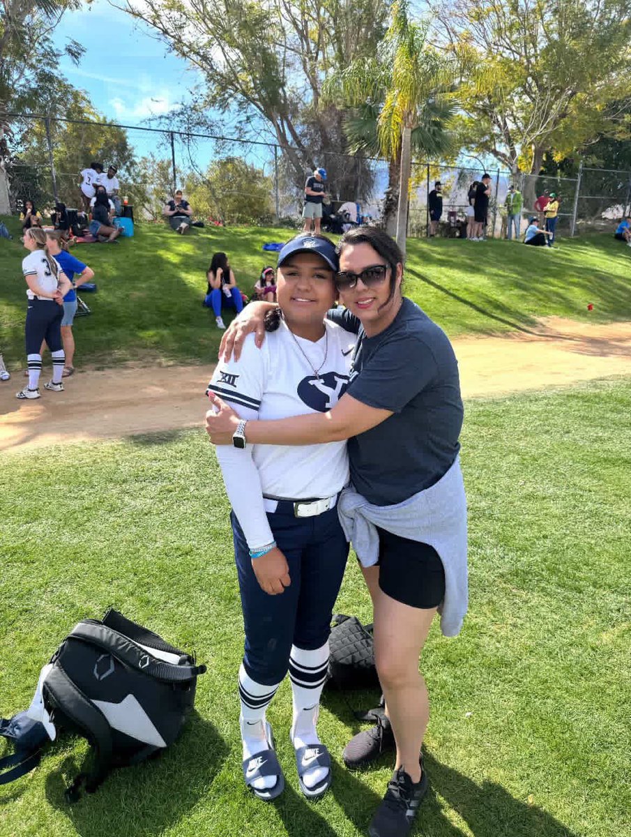 byusoftball's tweet photo. https://t.co/zxRc0fcenO