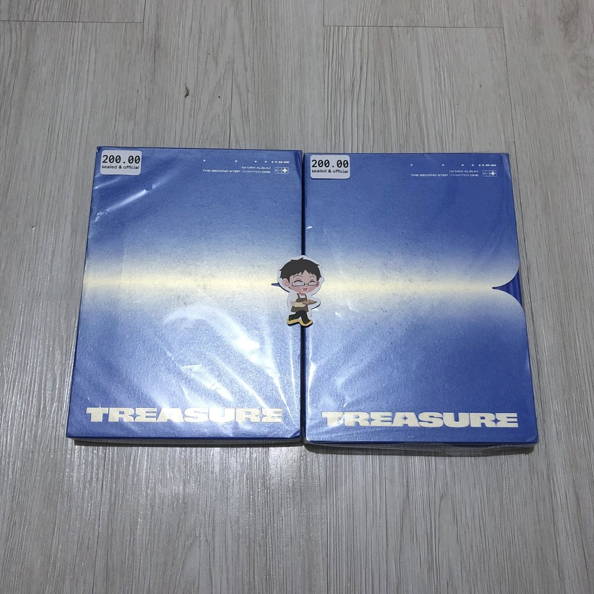 pandaesalph's tweet photo. wts lfb on hand ph

unsealed treasure tss chapter 1 (complete inclusions)

photobook = ₱200
promo: 2 for ₱350

see pinned for details | dm to claim https://t.co/7ovng6x7x4